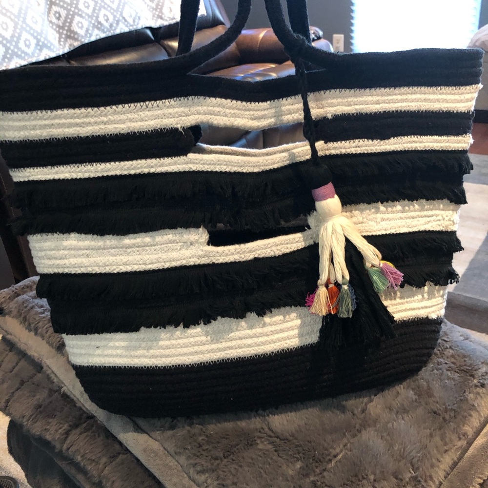 Stella and Dot Taj Tote